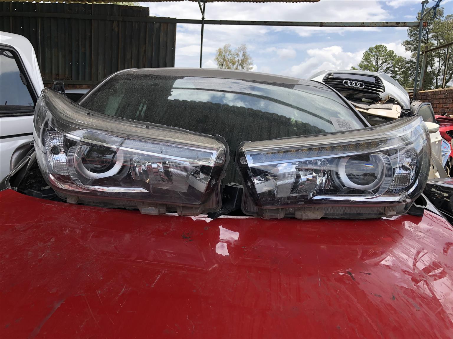 2020 Toyota Hilux GD-6 Headlights - Private Seller 2020 Toyota Hilux GD-6 Headlights - Private Seller