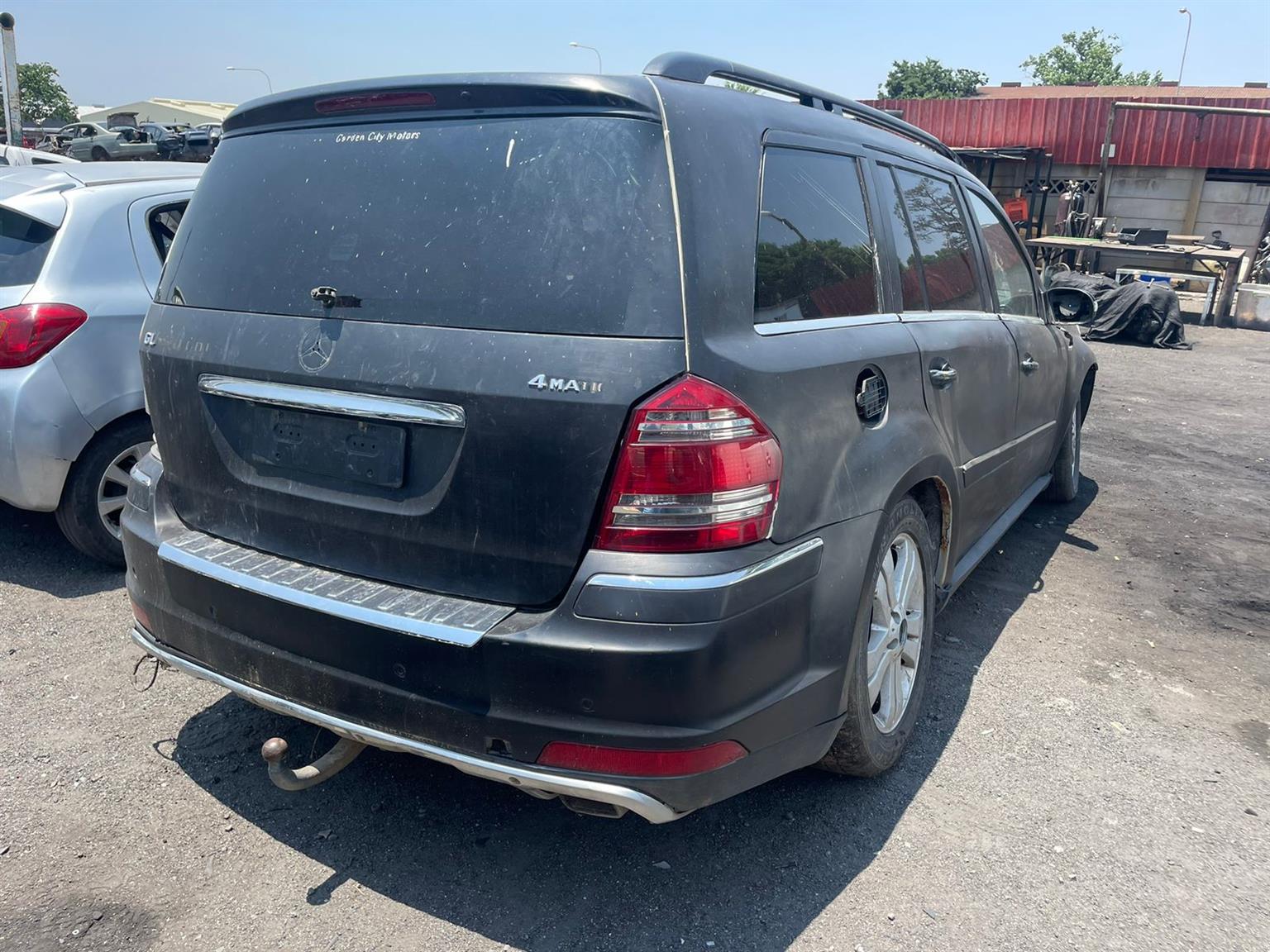 2007  #273963 MERC W164 GL500 FOR STRIPPING - Private Seller