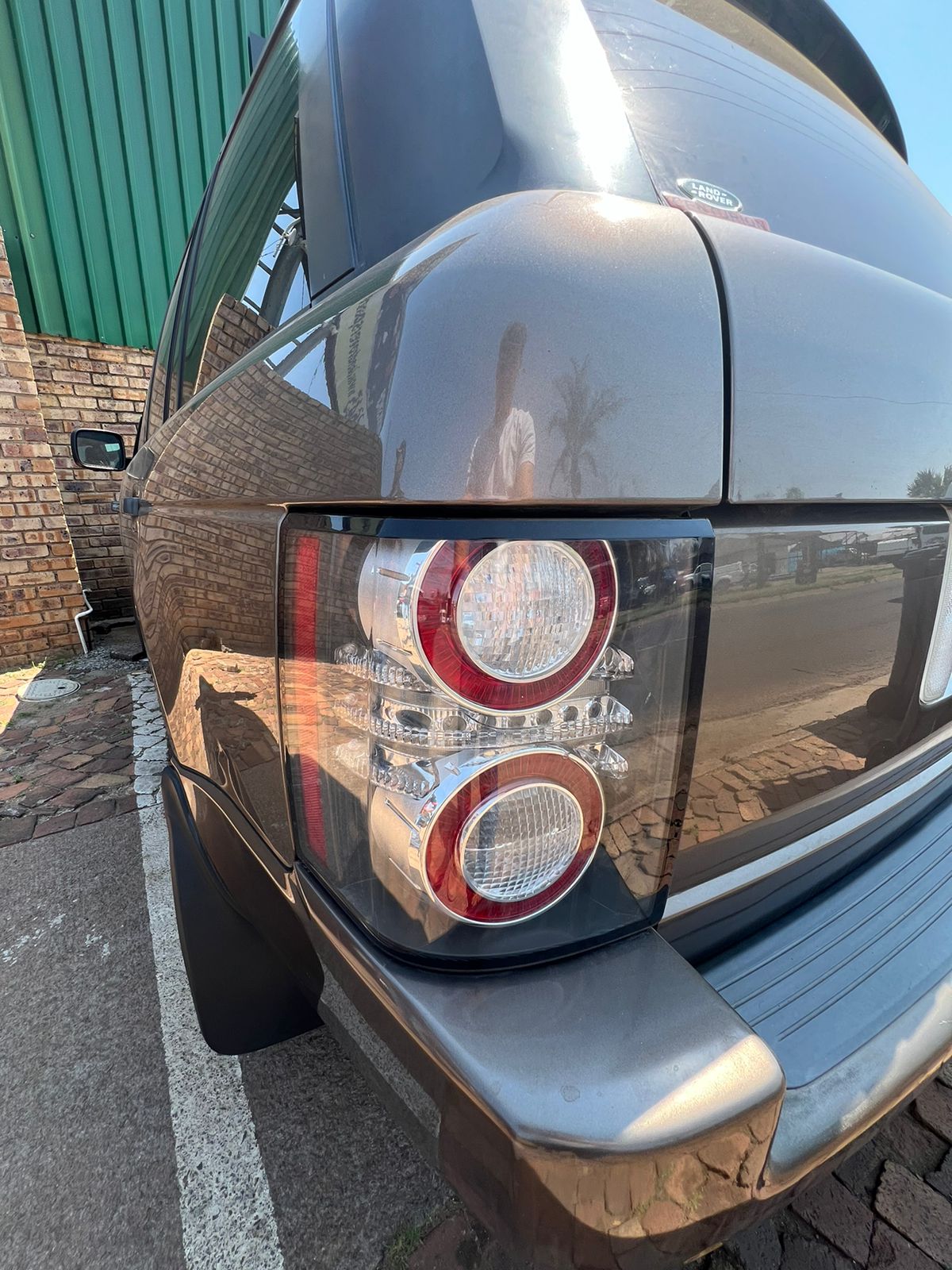 2013 Range Rover Vogue 5.0l V8 S/C Tail light for sale - Private Seller 2013 Range Rover Vogue 5.0l V8 S/C Tail light for sale - Private Seller