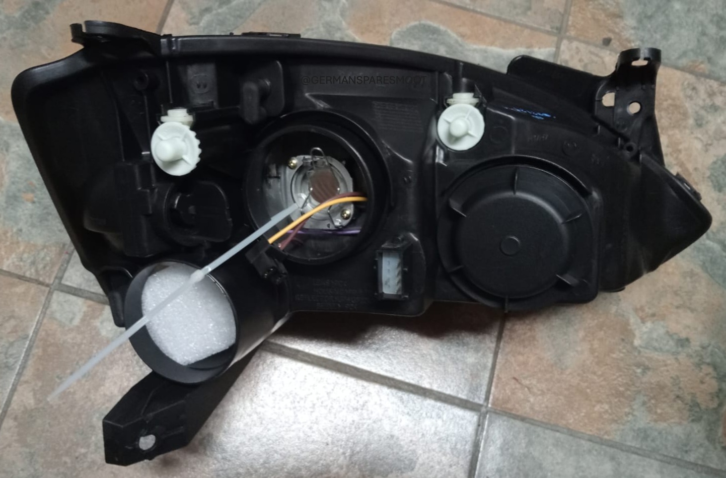 Opel Corsa C New L/S Head Light - Private Seller