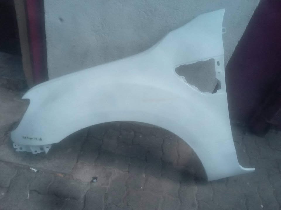 Ford Ranger T6 fender left side - Private Seller Ford Ranger T6 fender left side - Private Seller