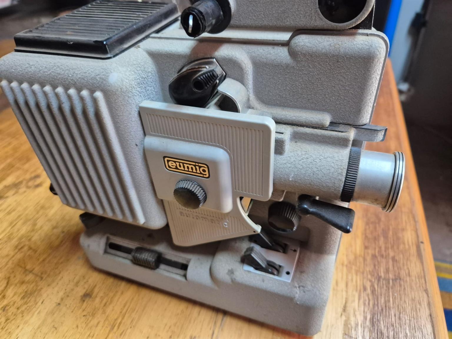 Eumig P8 Projector (Negotiable)