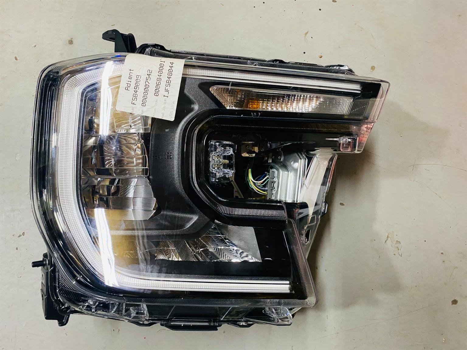 2023 FORD RANGER T9 LED HEADLIGHT - Private Seller 2023 FORD RANGER T9 LED HEADLIGHT - Private Seller