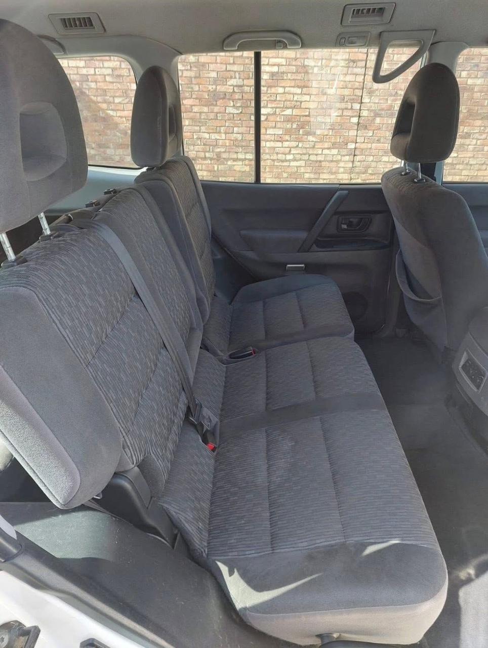 Used 2006 Mitsubishi Pajero 5-door 3.2DI-D GLS Exceed Pajero Legend Limited Edition 100 - Private Seller Used 2006 Mitsubishi Pajero 5-door 3.2DI-D GLS Exceed Pajero Legend Limited Edition 100 - Private Seller
