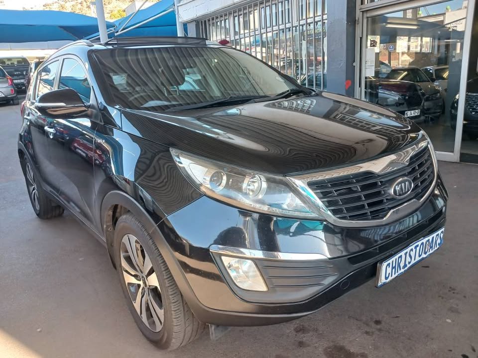 2012 model Kia Sportage AWD hatchback automatic transmission petrol 2.0 engine capacity