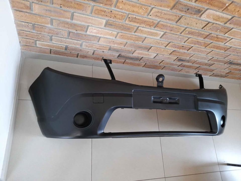 RENAULT SANDERO 2008/13 BRAND NEW FRONT BUMPERS FORSALE