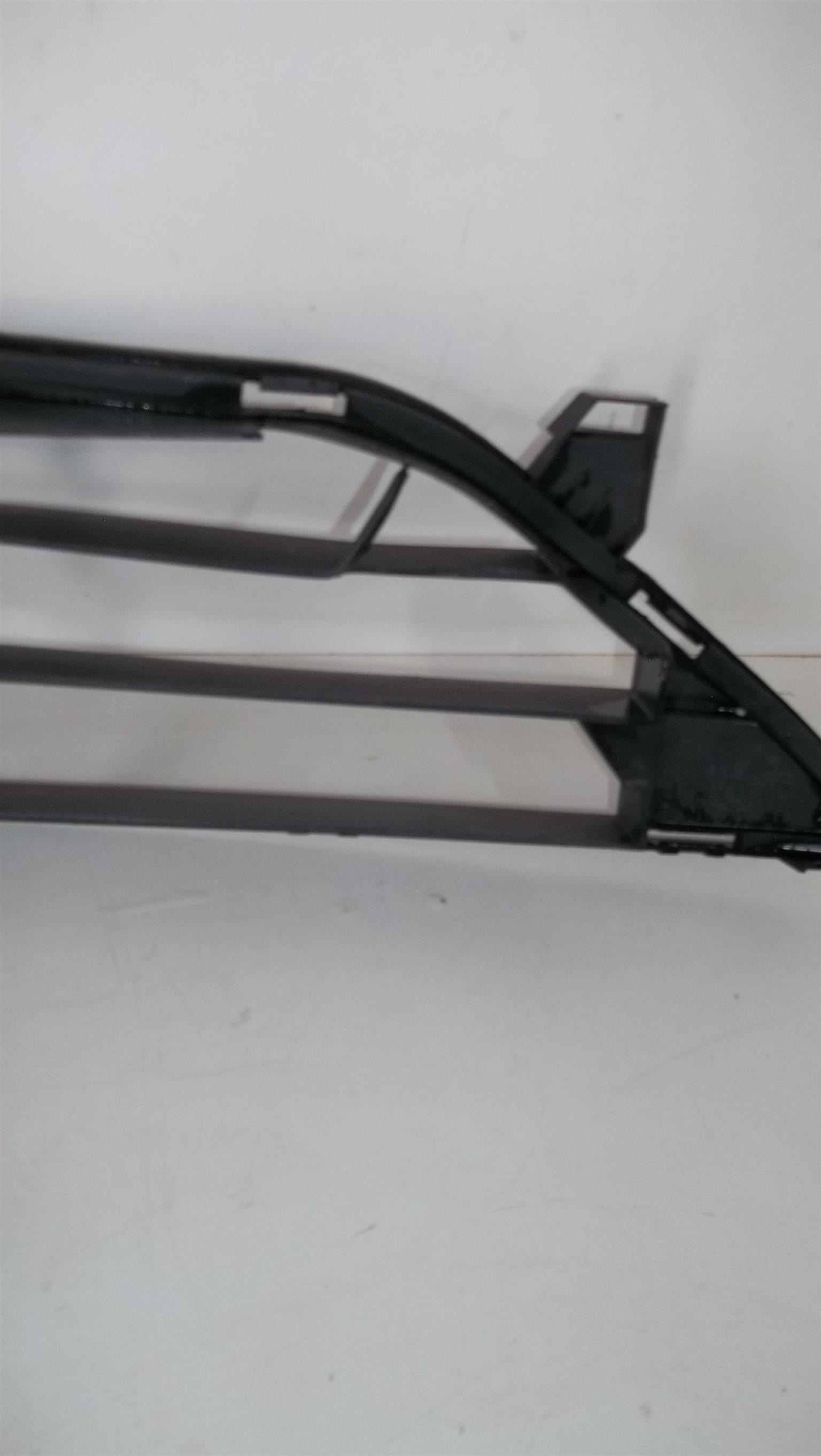 Nissan X-Trail/Rogue grilles - Private Seller Nissan X-Trail/Rogue grilles - Private Seller