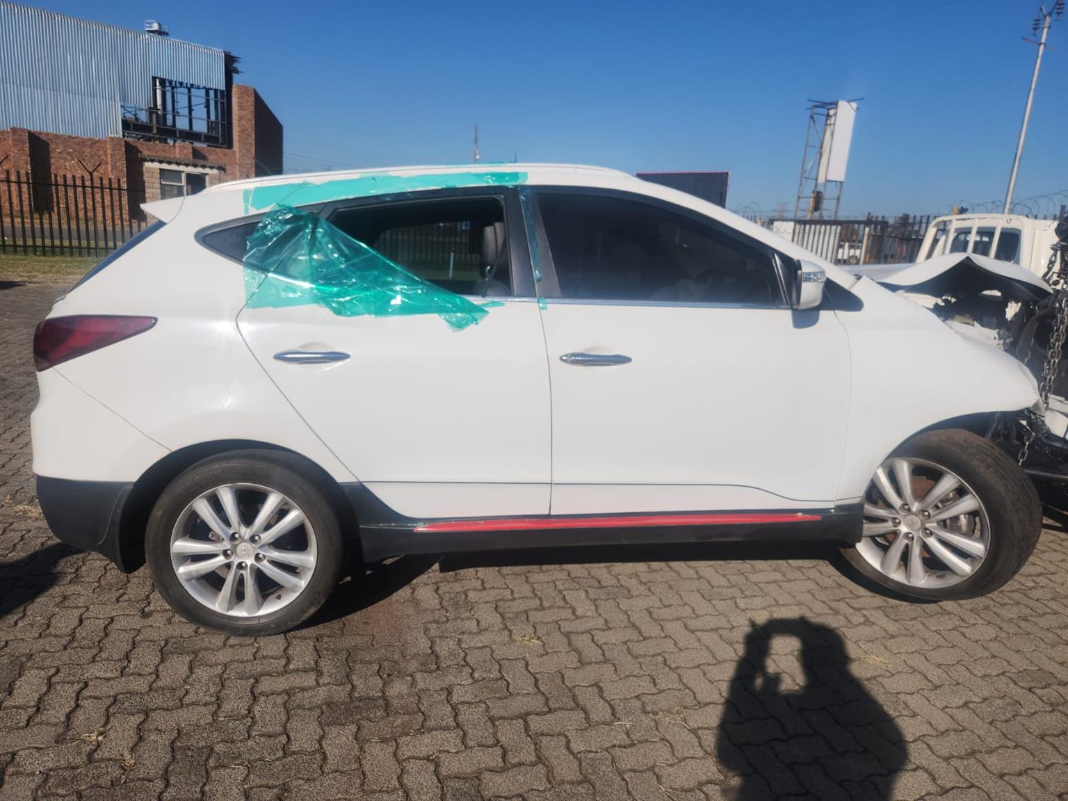 Spares Stripping More details: 2013 HYUNDAI IX35 EXECUTIVE 2.0 Manual