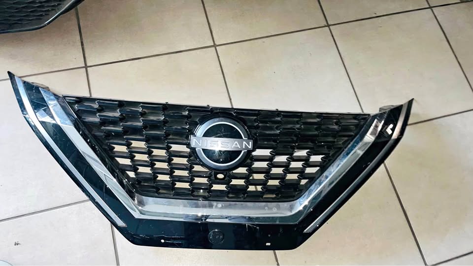 Nissan Qashqai J12 grill 2021 - Private Seller Nissan Qashqai J12 grill 2021 - Private Seller