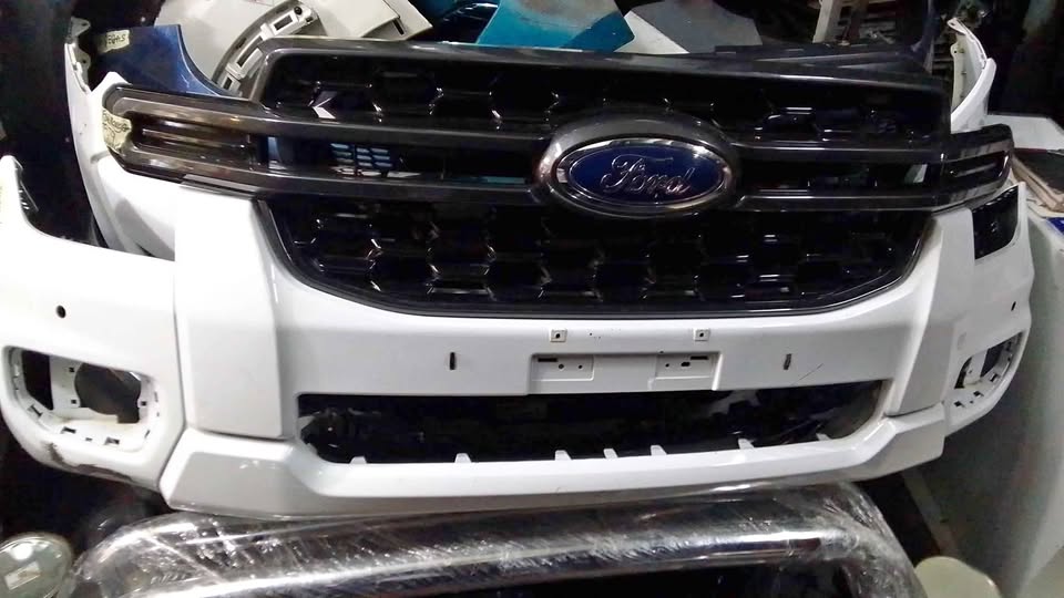 Ford ranger T9 bumper and grill - Private Seller Ford ranger T9 bumper and grill - Private Seller