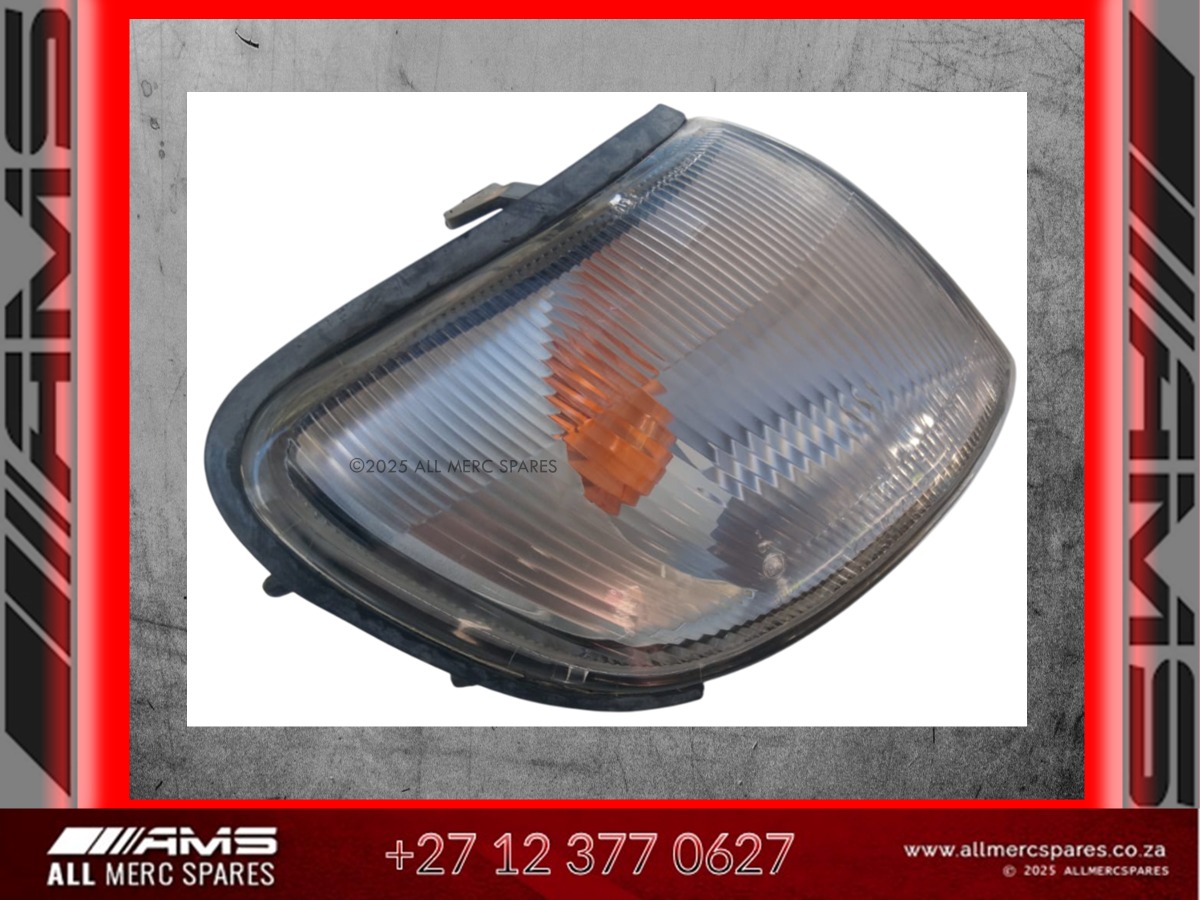 NEW MERCEDES SPRINTER W906 RIGHT FRONT CORNER LAMP – IN STOCK - Private Seller