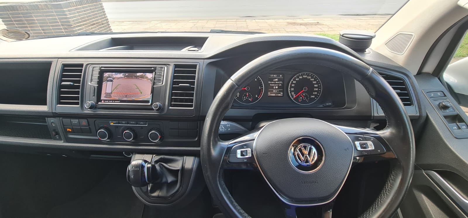 Used 2016 Volkswagen Caravelle 2.0BiTDI Comfortline - Private Seller