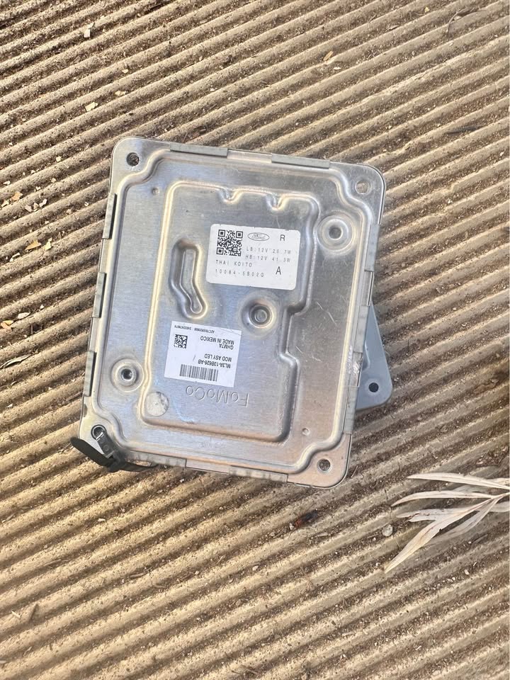 Ford ranger t9 left and headlight modules - Private Seller Ford ranger t9 left and headlight modules - Private Seller