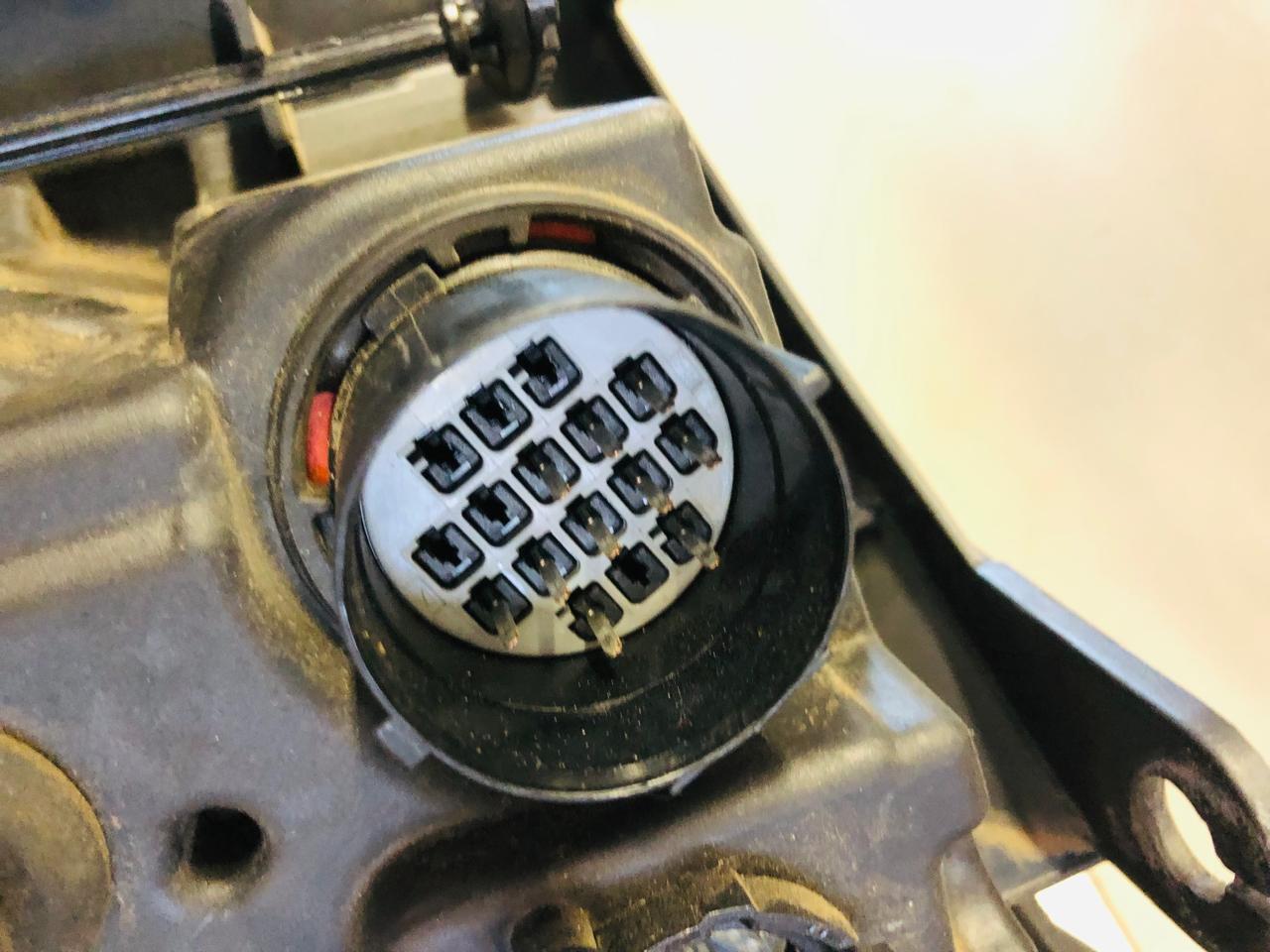 Range Rover Evoque L538 facelift left and right side headlights (2016) - Private Seller Range Rover Evoque L538 facelift left and right side headlights (2016) - Private Seller