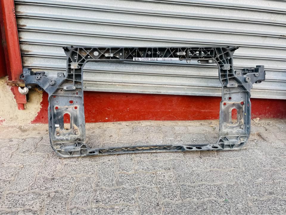 Kia Sportage cradle 2011/16 - Private Seller Kia Sportage cradle 2011/16 - Private Seller