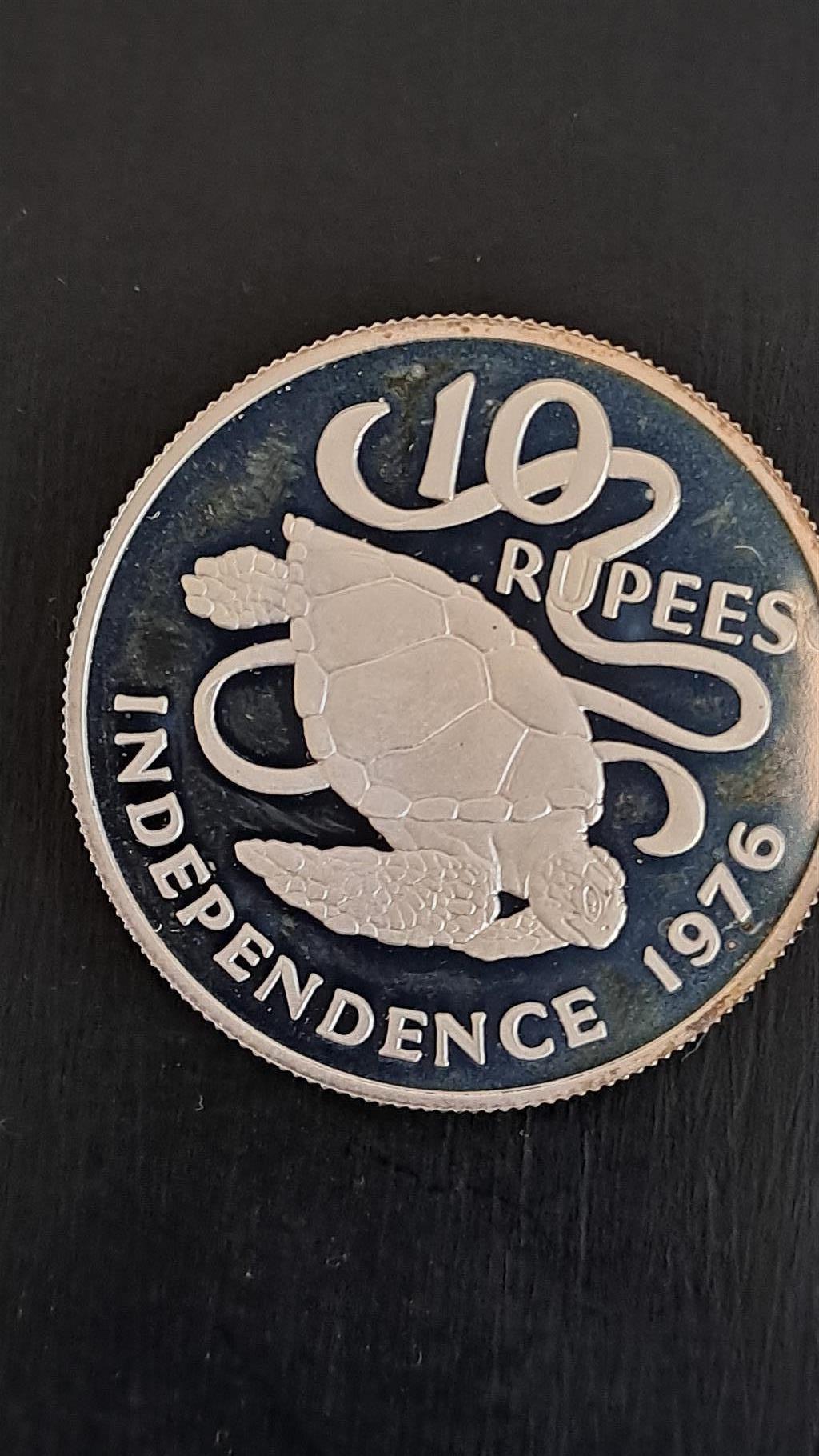 Seychelles commemoratory Silver 10 Rupees Coin 1976
