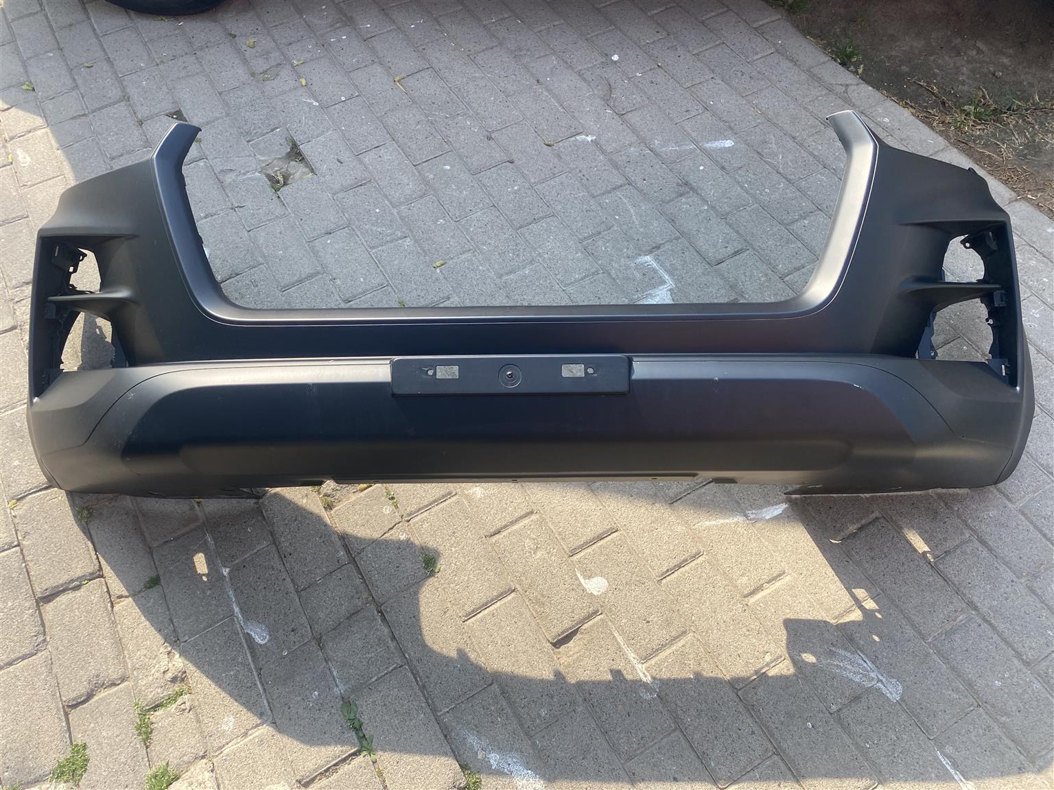 2023 ISUZU D-MAX FRONT BUMPER FOR SALE. IN PRISTINE CONDITION - Private Seller 2023 ISUZU D-MAX FRONT BUMPER FOR SALE. IN PRISTINE CONDITION - Private Seller