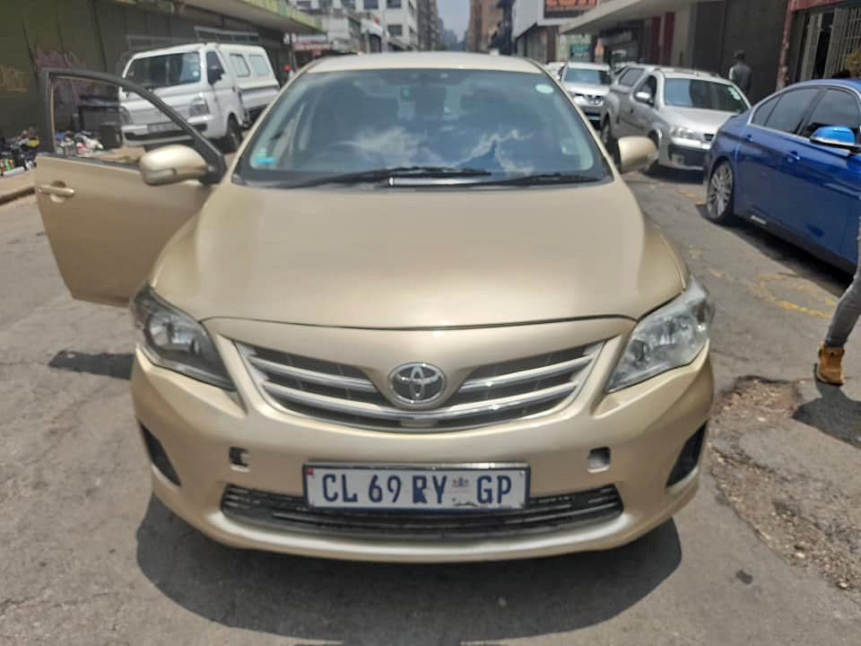 2014 TOYOTA COROLLA PROFESSIONAL 70000km EXCELLENT CONDITION AVAILABLE