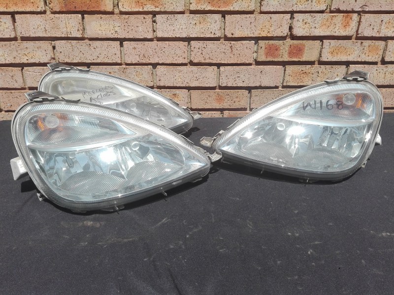 Mercedes Benz A class W168 Headlight - Private Seller Mercedes Benz A class W168 Headlight - Private Seller