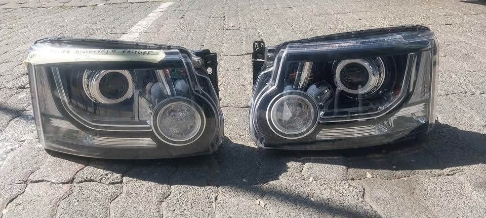 LAND ROVER DISCOVERY 4 FACELIFT HEADLIGHTS L/RHS AVAILABLE