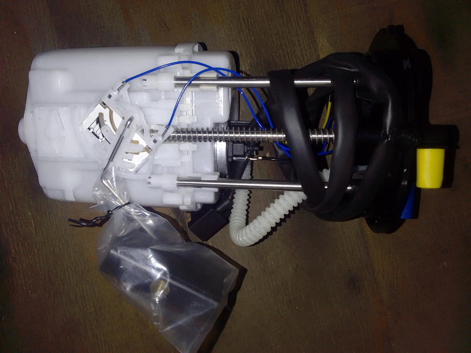W168 Mercedes Benz new fuel pump for sale. - Private Seller W168 Mercedes Benz new fuel pump for sale. - Private Seller