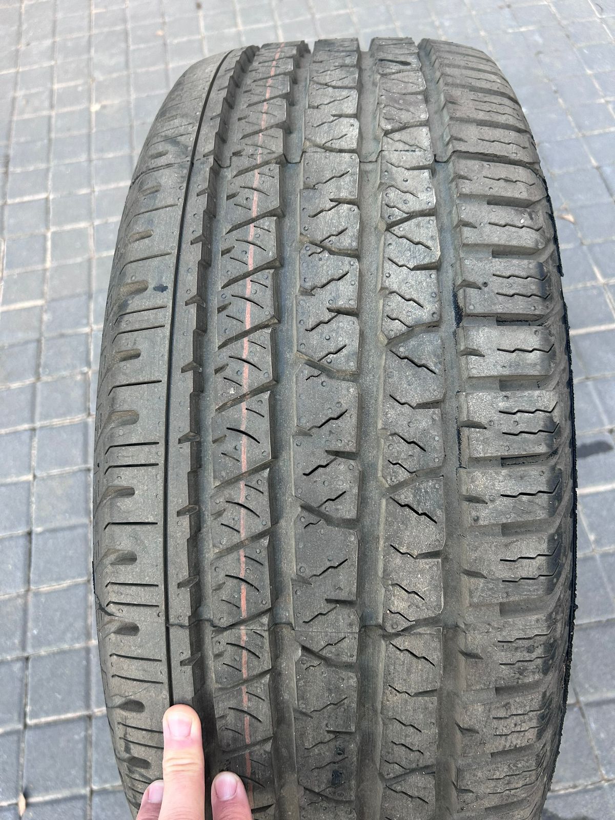 Continental Cross Contact 265/60/18 brand new tyre for replacement/spare - Private Seller Continental Cross Contact 265/60/18 brand new tyre for replacement/spare - Private Seller