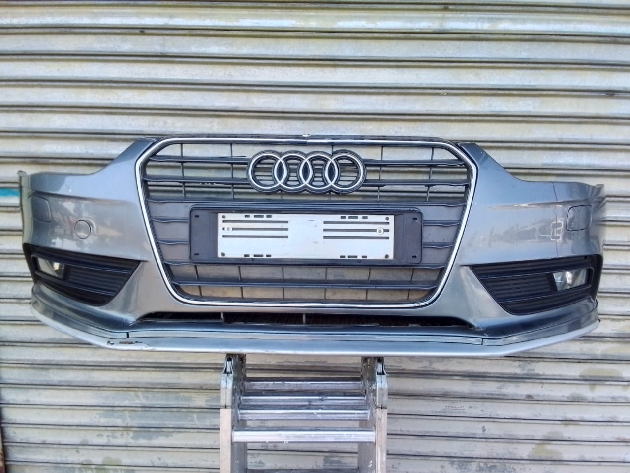(2013-2016) AUDI A4 B8 F/L FRONT BUMPER, GRILL AND FOGLIGHT FOR SALE - Private Seller (2013-2016) AUDI A4 B8 F/L FRONT BUMPER, GRILL AND FOGLIGHT FOR SALE - Private Seller