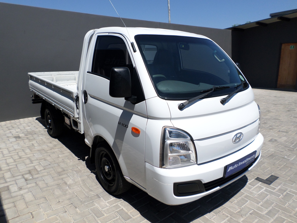 Used 2022 Hyundai H-100 Bakkie 2.6D deck (aircon) - Private Seller Used 2022 Hyundai H-100 Bakkie 2.6D deck (aircon) - Private Seller