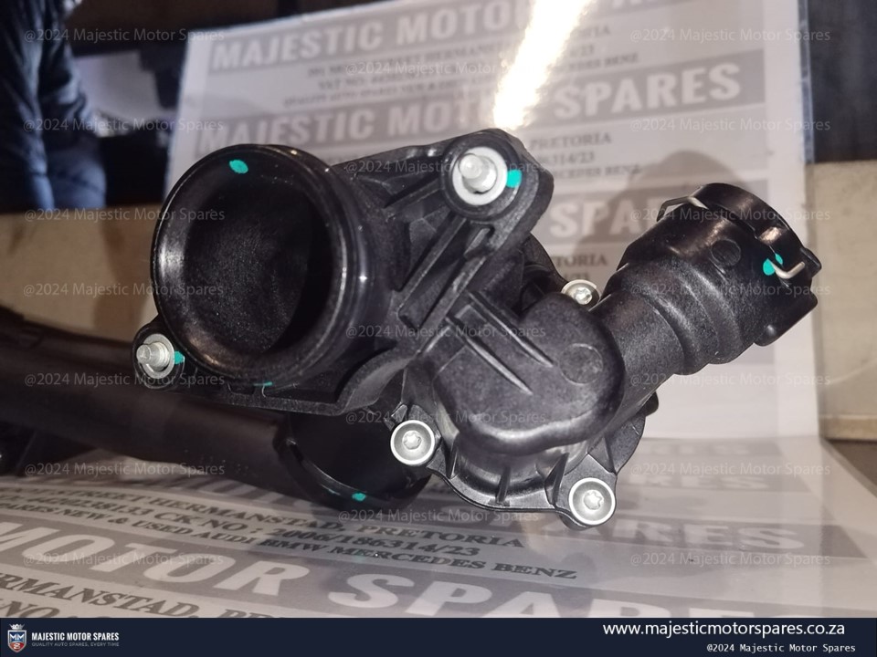 Mercedes Benz M274 thermostat housing for sale - Private Seller Mercedes Benz M274 thermostat housing for sale - Private Seller