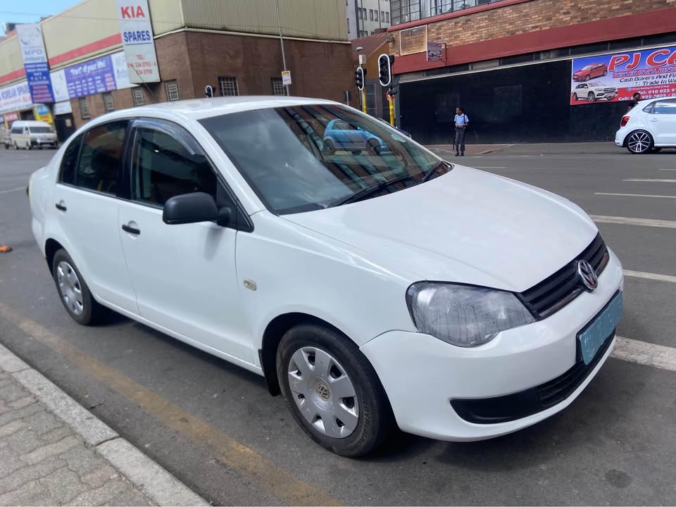 2017 Polo Vivo Sedan
