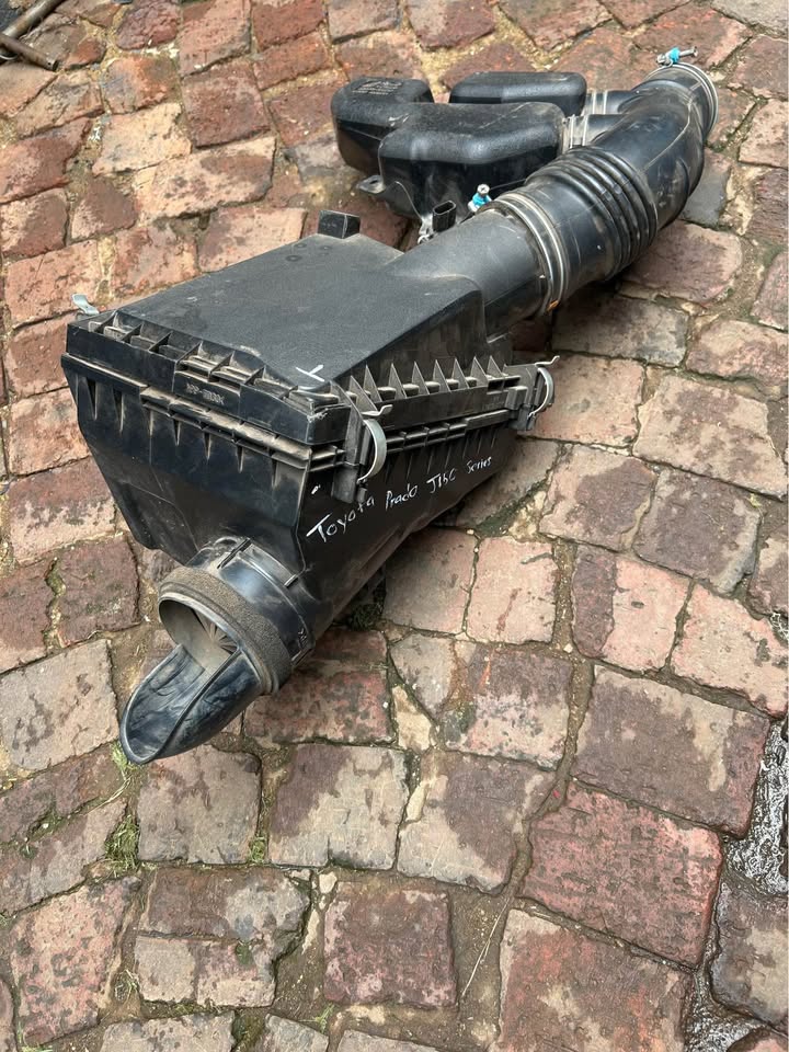 Toyota Prado J150 Series V6 Airfilter Box & Pipe For Sale @Circle 7 Used Parts Call or WhatsApp - Private Seller