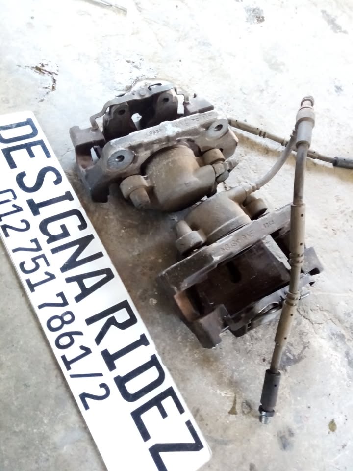 BMW E70 X5 / E71 X6 BRAKE CALIPERS - Private Seller