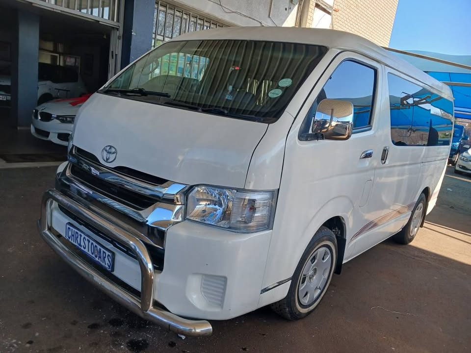 Used Toyota Quantum 2.5D-4D GL 10-seater bus - Private Seller Used Toyota Quantum 2.5D-4D GL 10-seater bus - Private Seller