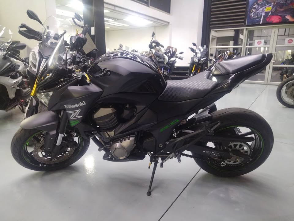 Used Kawasaki ZR - Private Seller Used Kawasaki ZR - Private Seller