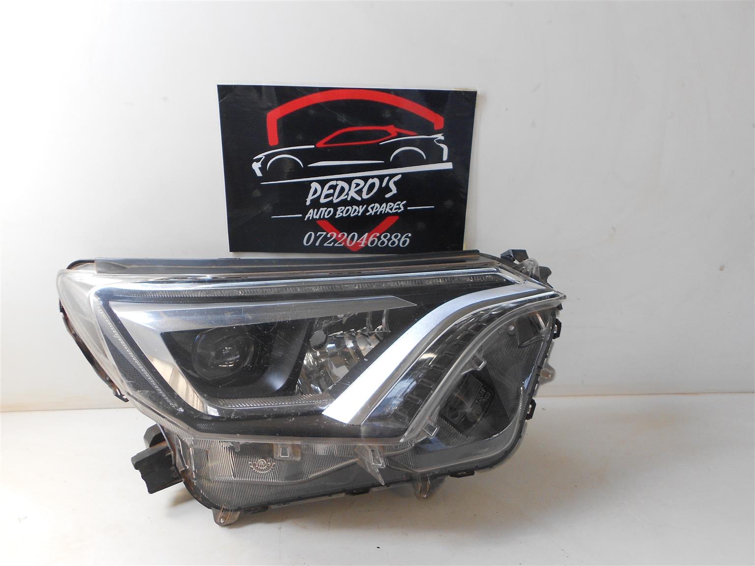 Toyota Fortuner RAV4 LED Headlight