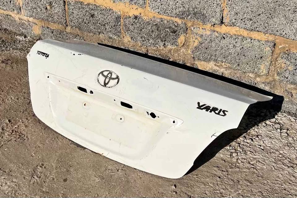 TOYOTA YARIS TAILGATE. SECOND HAND. FOR VARIOUS OTHER CARS TOO - Private Seller TOYOTA YARIS TAILGATE. SECOND HAND. FOR VARIOUS OTHER CARS TOO - Private Seller