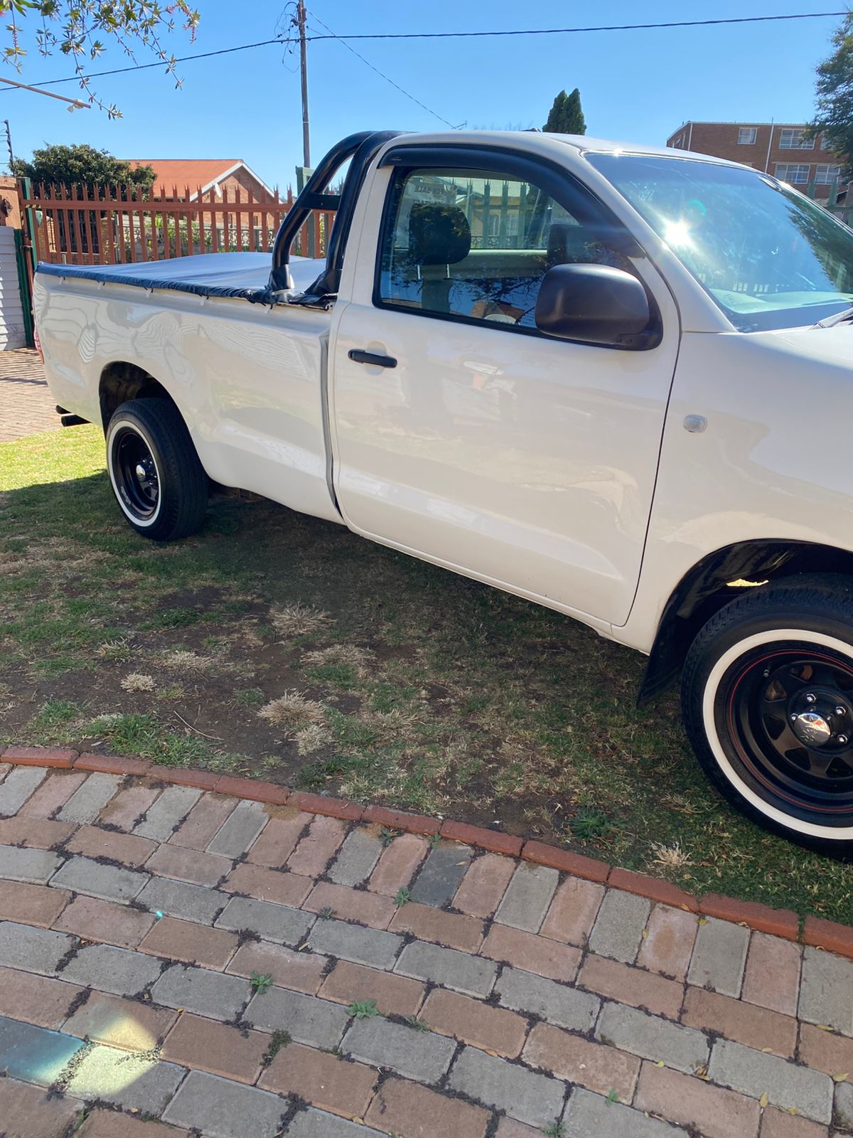 2015 Toyota Hilux 2.0 VVTI Single cab