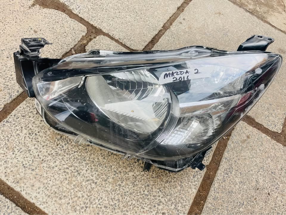 Mazda 2 headlight 2016 - Private Seller Mazda 2 headlight 2016 - Private Seller
