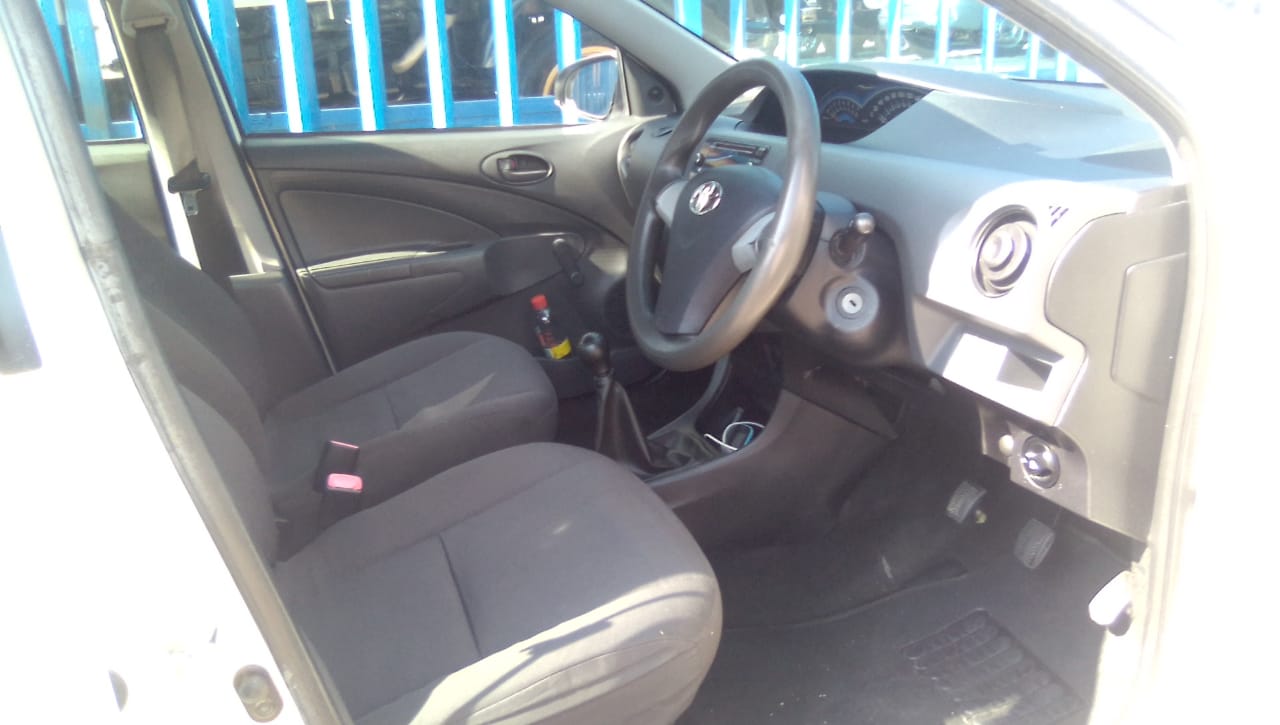 2019 toyota Etios 1.5 Xi MANUAL Petrol