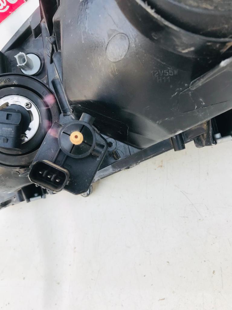Honda ballade/city right side headlight - Private Seller