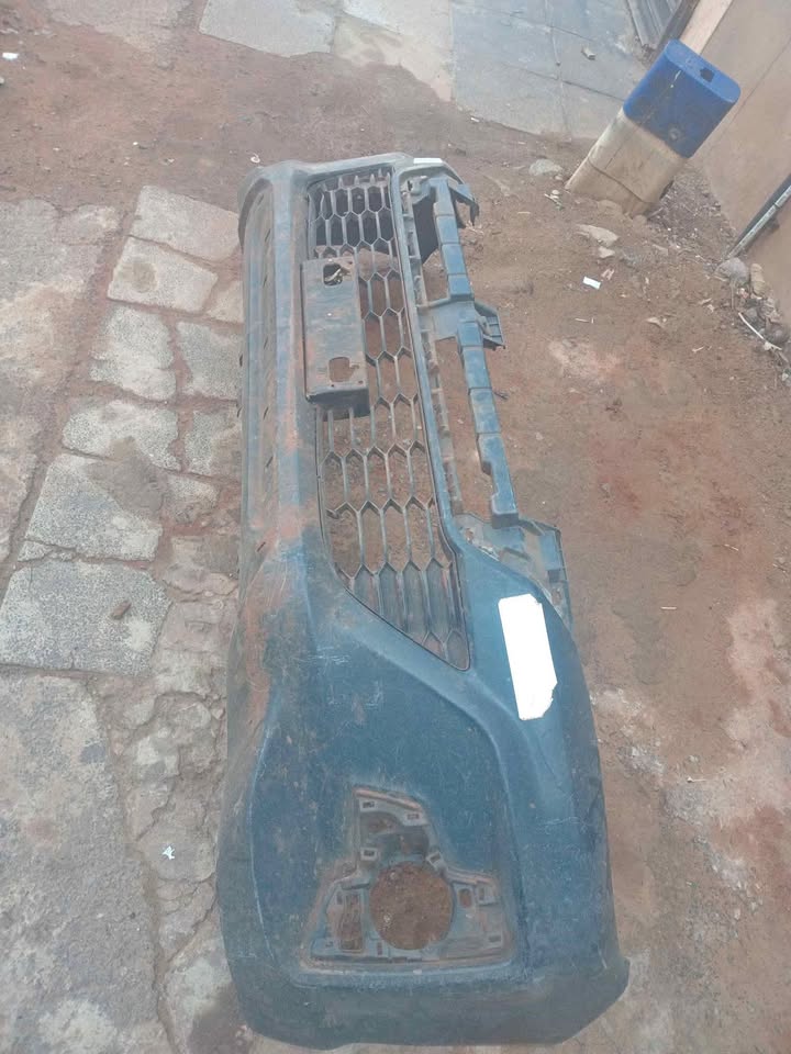 Toyota hilux front bumper 2018-2023 - Private Seller Toyota hilux front bumper 2018-2023 - Private Seller