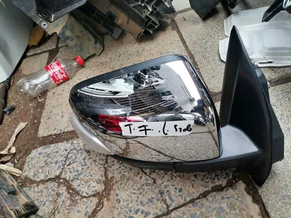 Ford Ranger T7 Side Mirror Right Side. Sema Auto Parts. - Private Seller