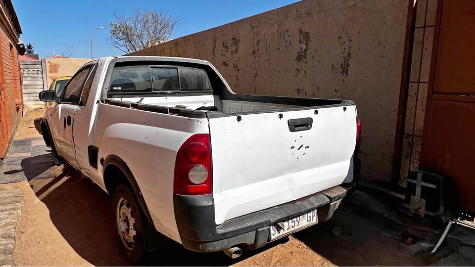 Corsa utility Stripping