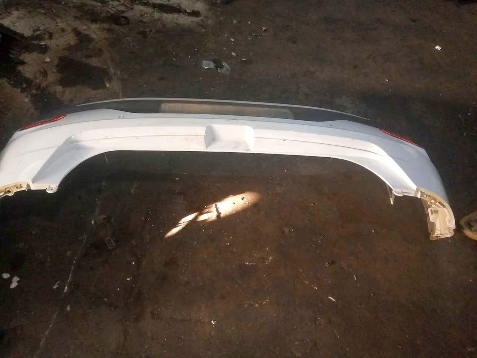 Hyundai venue back bumper and sensors - Private Seller Hyundai venue back bumper and sensors - Private Seller