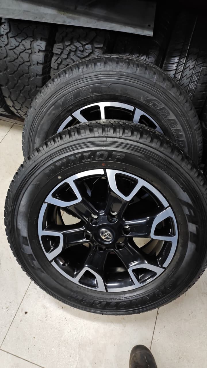 18inch Toyota Legend 50 OEM mags with brand new 265/60/18 Dunlop Grandtrek AT25 - Private Seller 18inch Toyota Legend 50 OEM mags with brand new 265/60/18 Dunlop Grandtrek AT25 - Private Seller