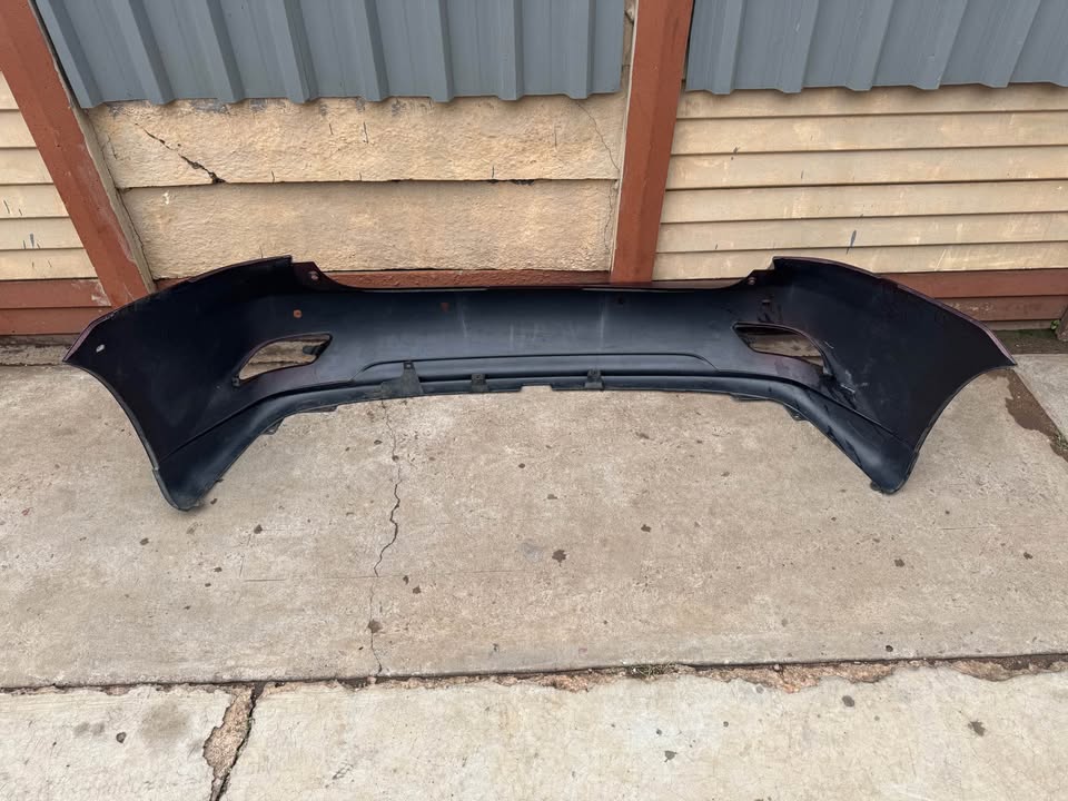 Lexus RX Rear Back Bumper - Private Seller Lexus RX Rear Back Bumper - Private Seller