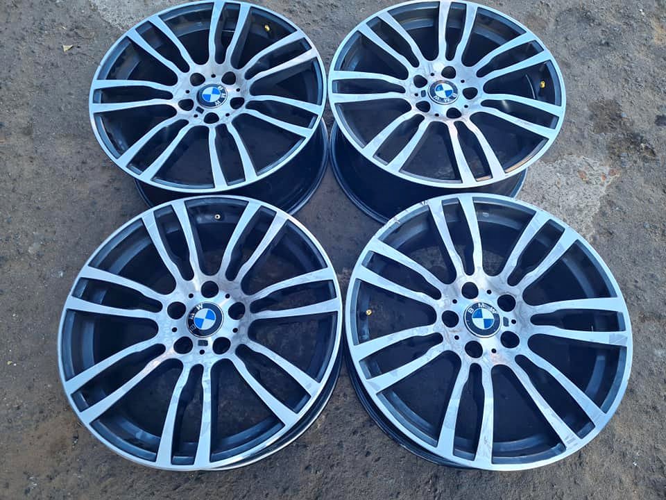 Bmw f30 mags size 19 - Private Seller