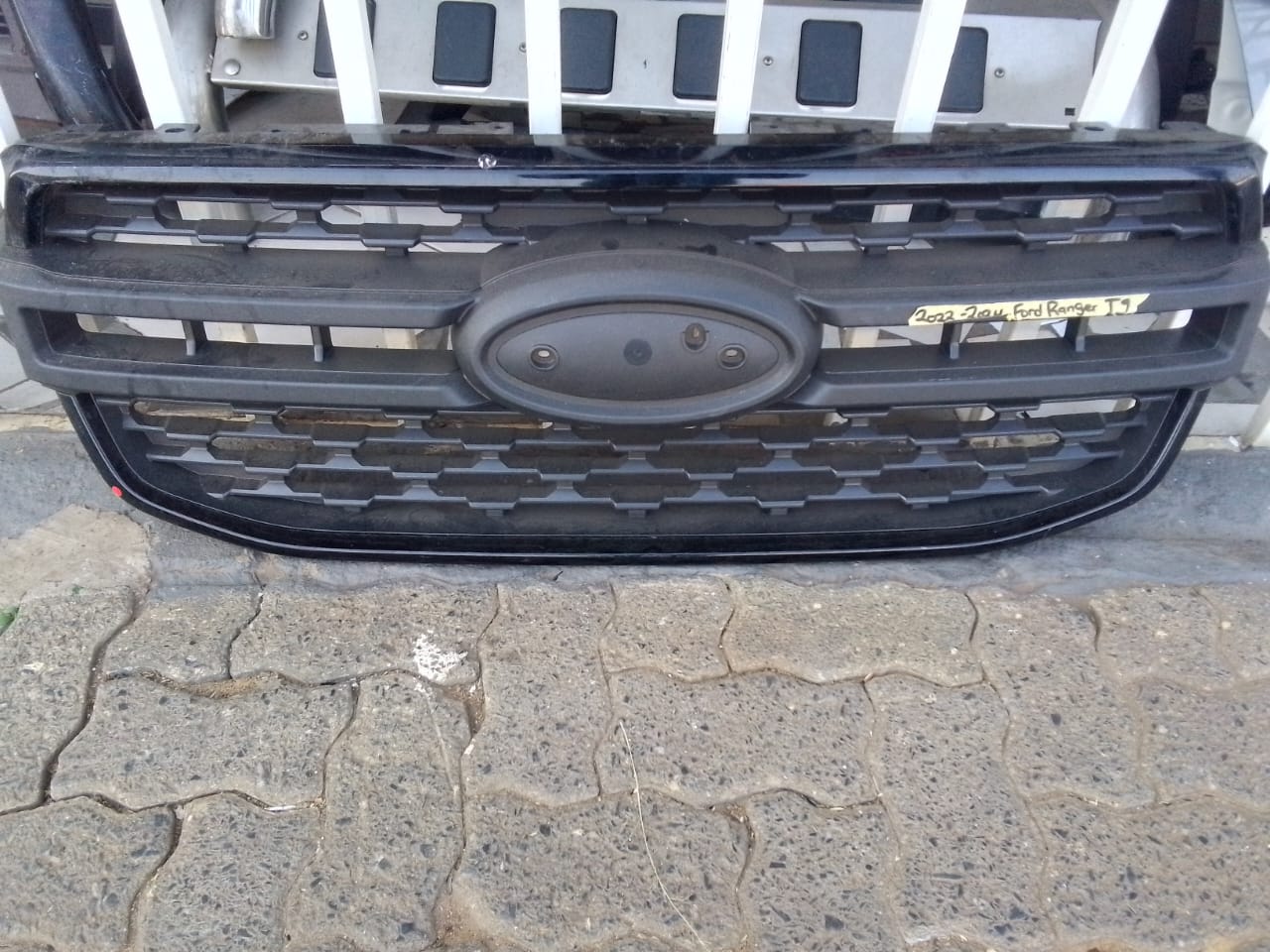 (2022-2024) FORD RANGER T9 GRILL FOR SALE - Private Seller