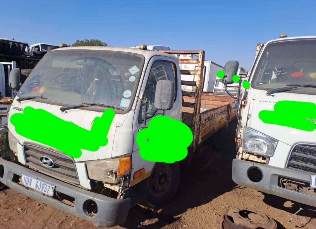 Hyundai hd72 stripping spares - Private Seller