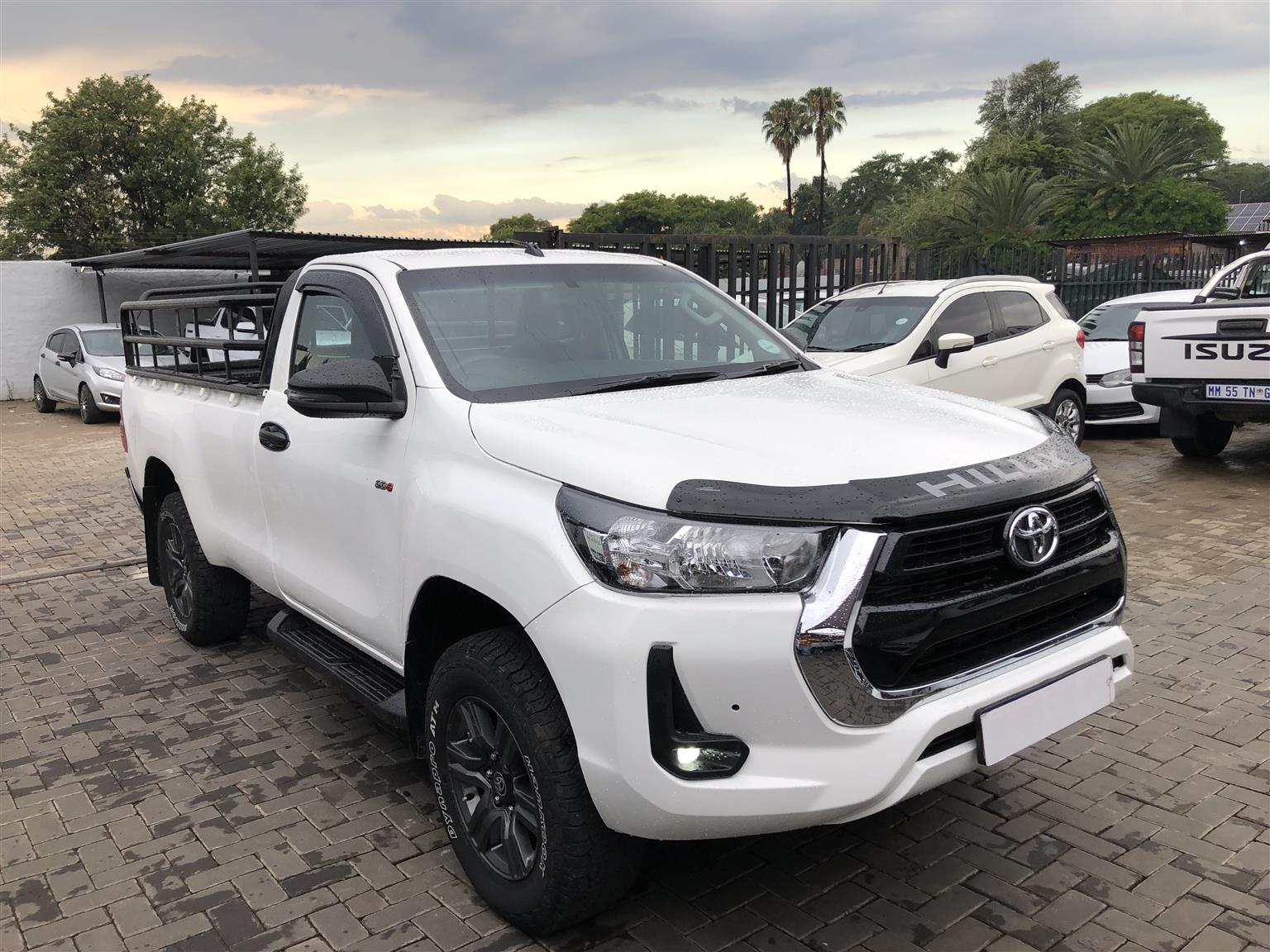 Used 2021 Toyota Hilux 2.4GD-6 single cab Raider auto - Private Seller Used 2021 Toyota Hilux 2.4GD-6 single cab Raider auto - Private Seller